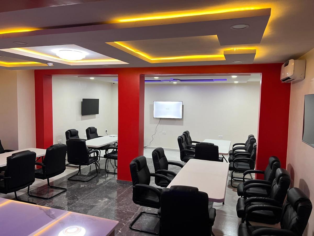 De Rigg Place, Surulere Lagos Exterior foto